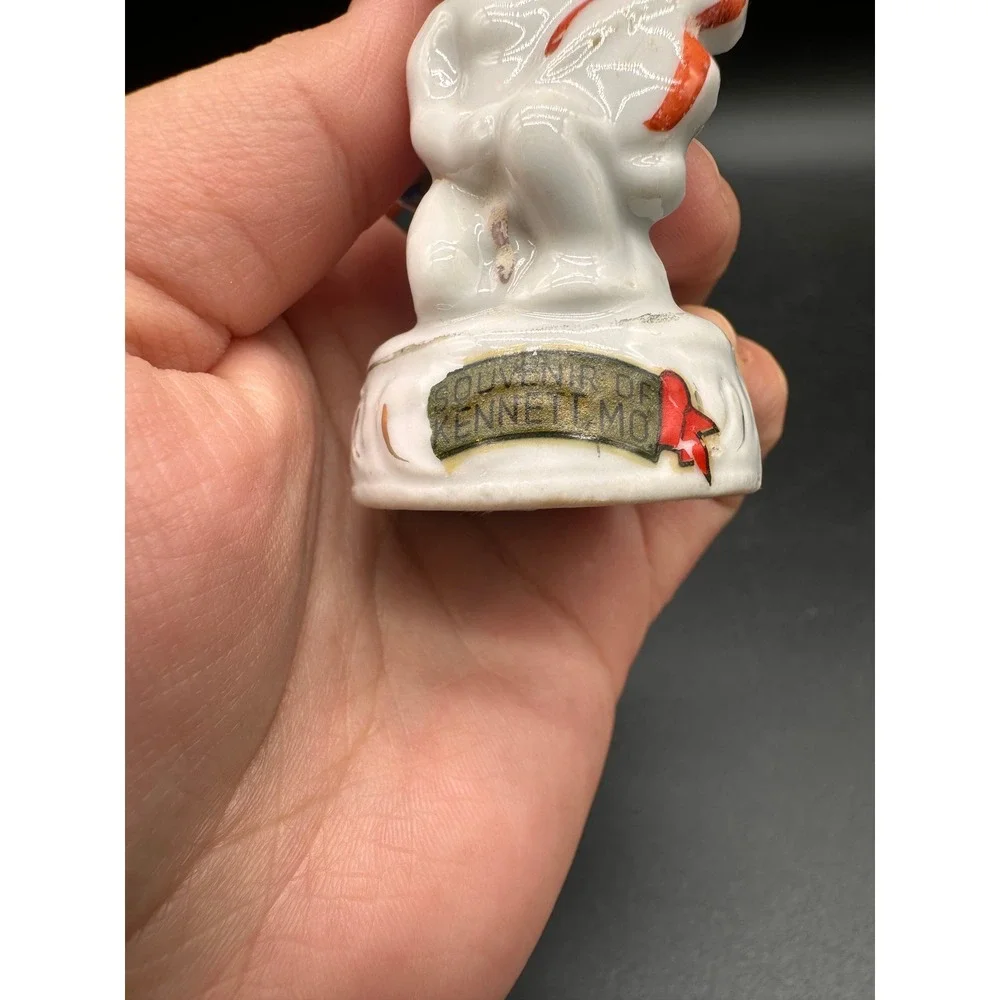Vintage Cherub Angel Violin Porcelain Bud Vase Souvenir Kennett MO Japan 3.75